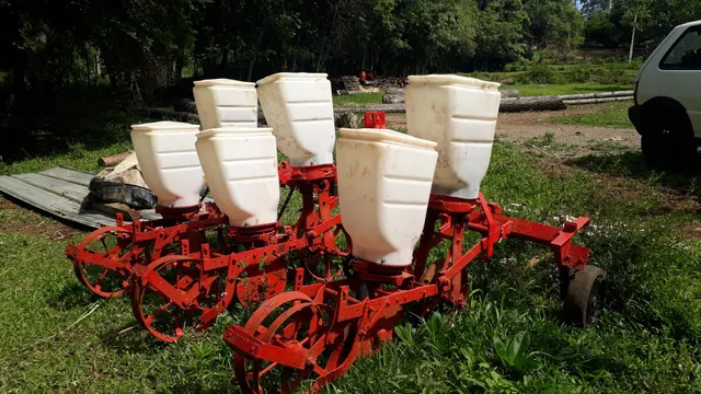 Plantadeira jumil 03 linhas