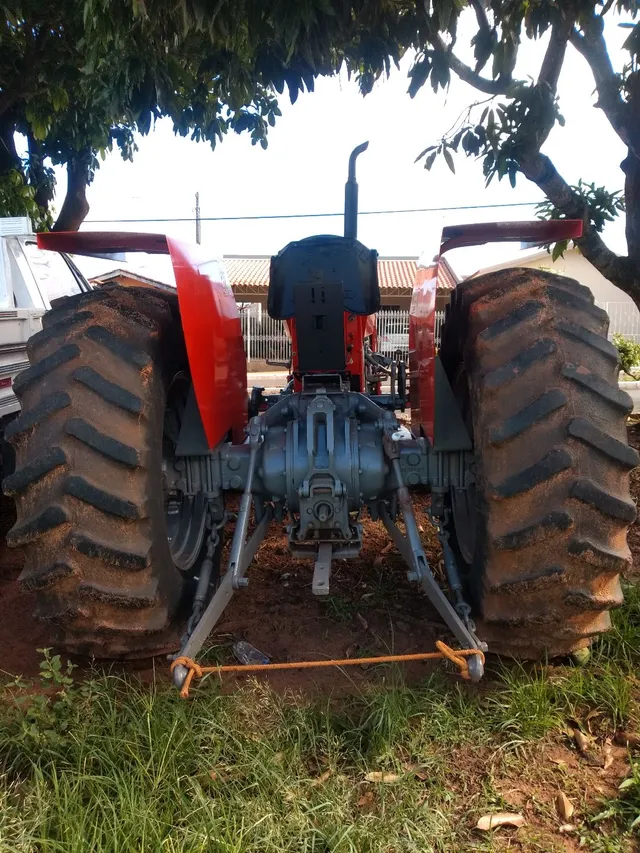Trator Massey Ferguson 275