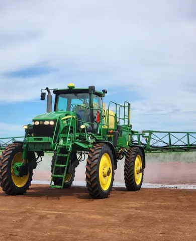 Pulverizador John Deere<br><br>Modelo 4730 <br>Ano 2015