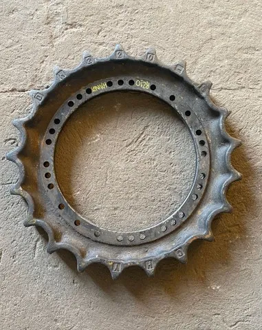 Roda Motriz Escavadeira Hyundai R210