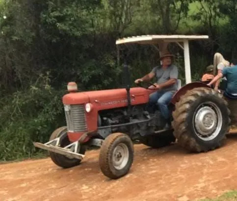 VENDO TRATOR MASSEY FERGUSON 55X