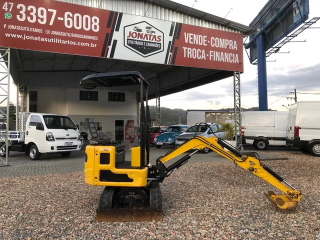 Mini Escavadeira base 2022