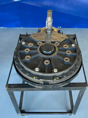 Cubo Redutor Colheitadeira New Holland TC55 TC57 Redução Dianteira 