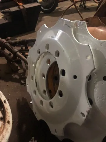 Par de Bacias de Roda para Valmet 85 ou 88