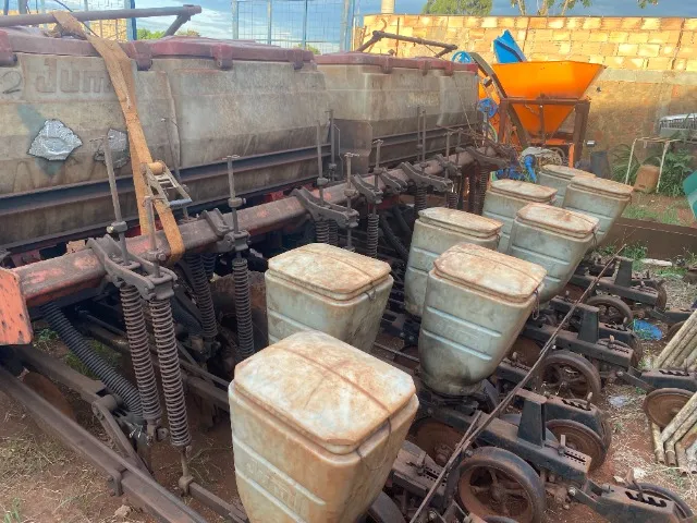 Plantadeira Jumil 2880 PD 8 Linhas