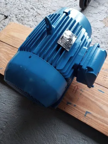 Motor elétrico trifásico 12.5 cv rpm 3515.