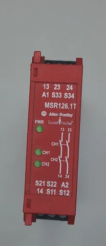 Relé de segurança Allen bradley