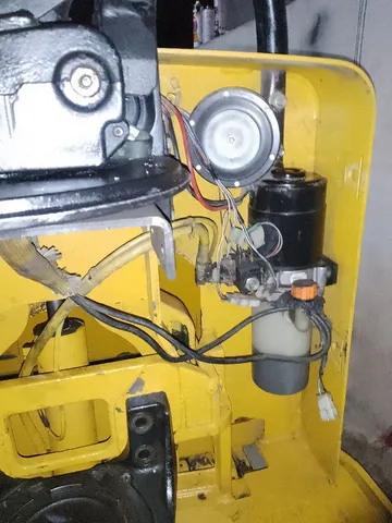 Transpalteira elétrica Yale b60