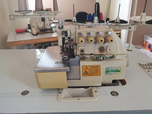 Maquina de costura