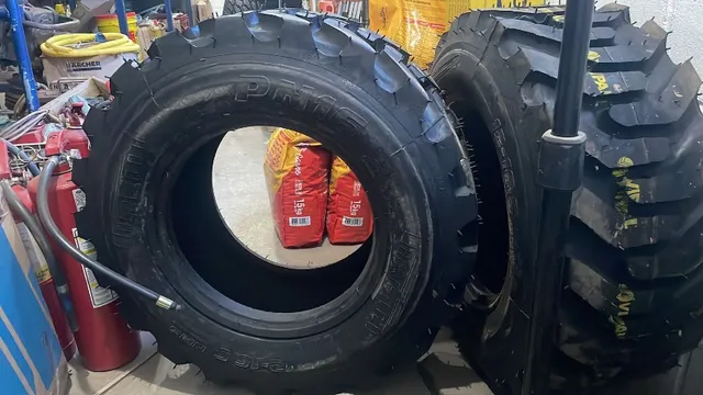 Vende par de pneus Retroescavadeira 12-16.5 - dianteiro