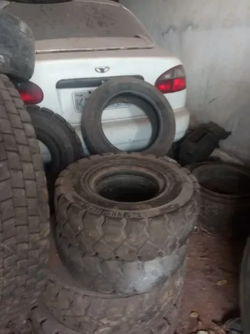 Pneu para as empilhadeira *