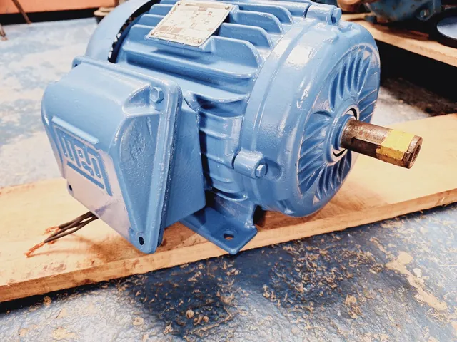 Motor elétrico trifásico 6 cv rpm 1740.