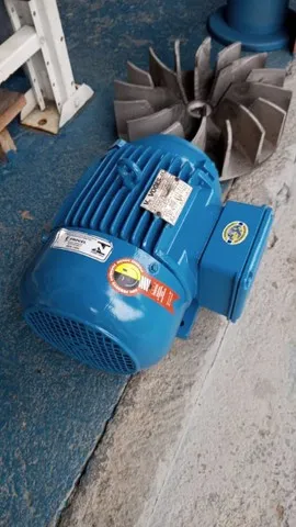 Motor elétrico trifásico 7.5 cv rpm 3450.