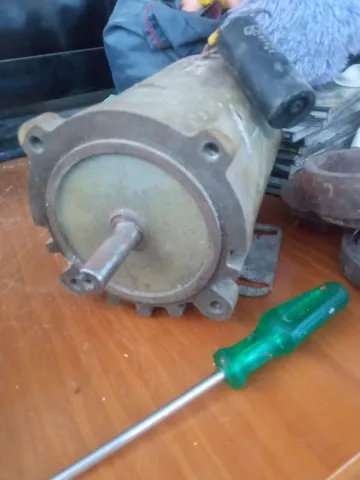 motor 1/2 monofasico em perfeito funcionamento 