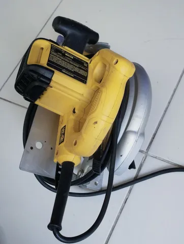 Serra circular Dewalt 1800 w