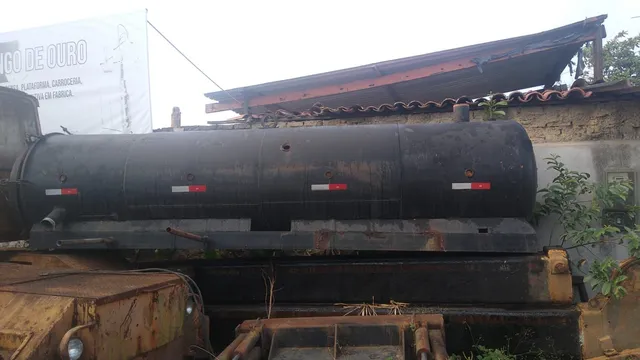 Vende se este tanque 