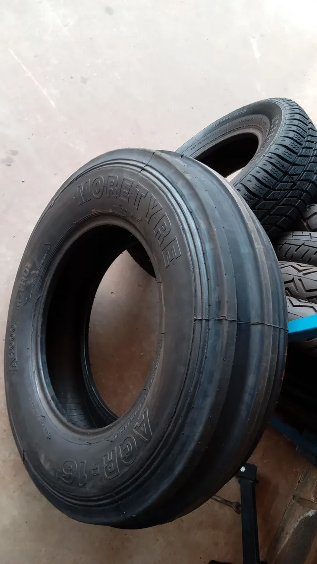 Pneu OTR 7.50/16 dianteiro liso - monte mor/sp