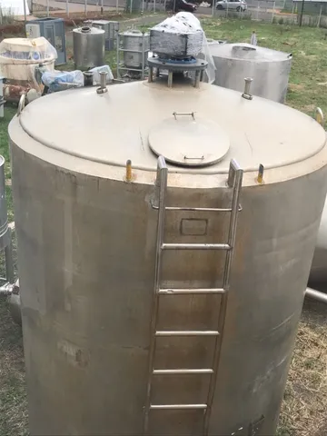 Tanque Misturador c/ Isolamento Termico em Aço Inox 12.600 Litros - Aceito Veículo
