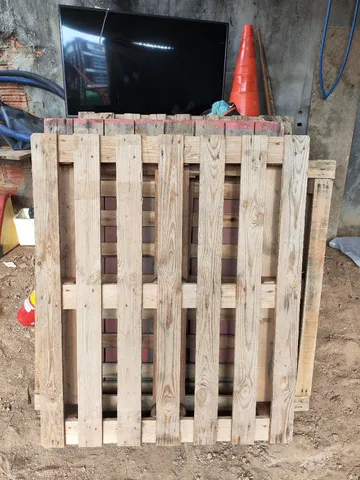 Vendo Pallets de madeira usados