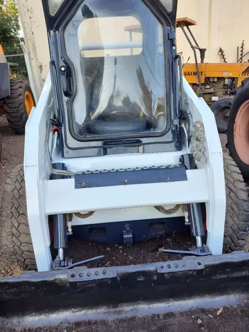 MINI CARREGADEIRA S185 2013