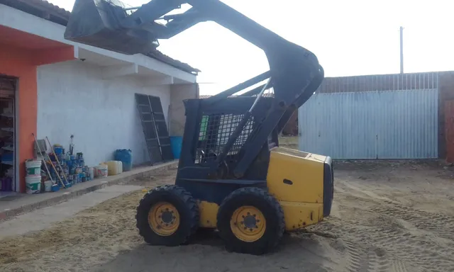 Mini carregadeira Bob CAT 
