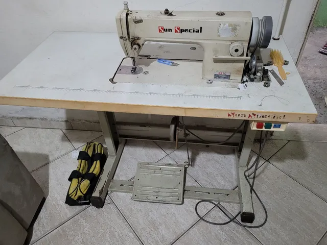 Máquina de costura Sun special 