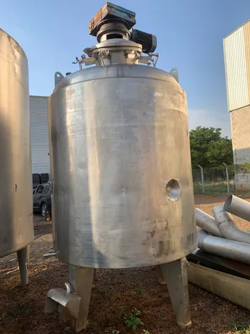 Tanque Reator em Aço Inox 2.000 Litros - Camisa e Serpentina Externa