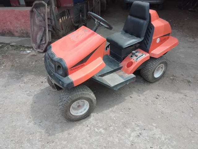 Vendo Trator Tramontina CD 100- 15 com Acessório R$ 7.900