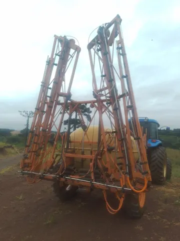 Jacto A18 2000lts