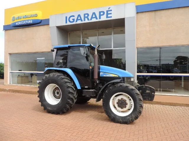 Trator New Holland - TS 6020 Cabinado - 4×4 - 111cv - Ano 2011 - 10.823 horas