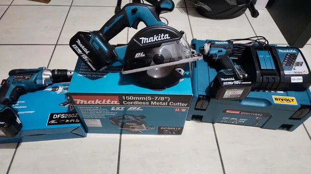 Ferramentas para trabalho nota e garantia de tudo ! 8mil na nota estou pedindo7 