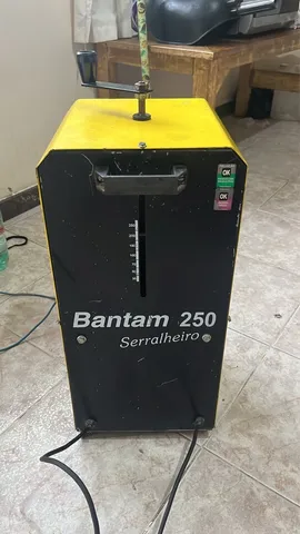 Máquina de solda ESAB Bantam 250
