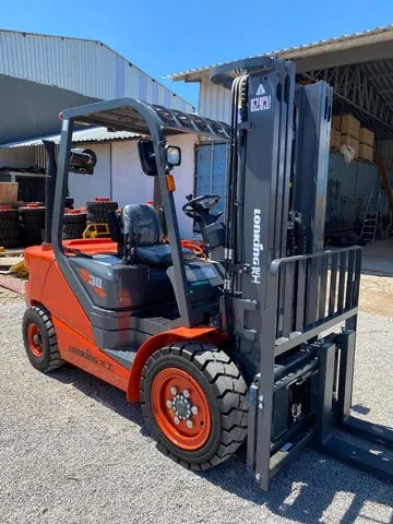 Empilhadeira 3000kg | 3 toneladas | Diesel | triplex 4,8 metros | motor 498