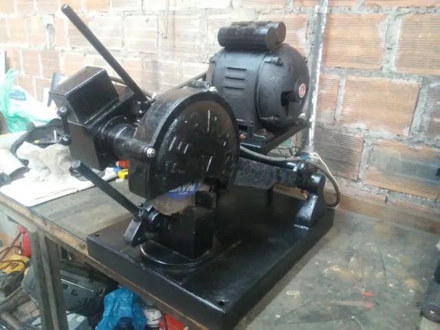 Policorte industrial 10" 110/220 V