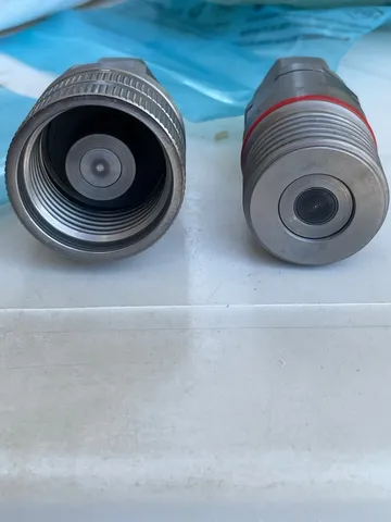 Engate rapido com rosca hidráulica 3/8?