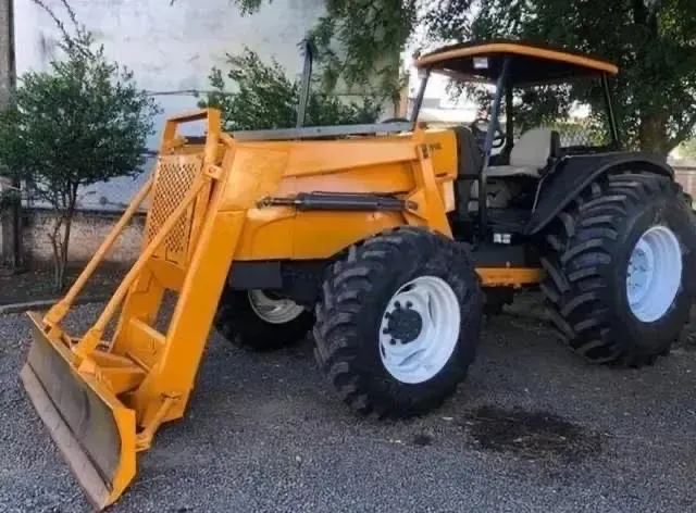 Trator BM 100 Ano 2008