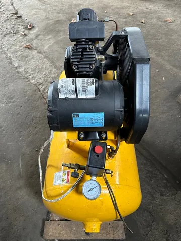 Compressor Vonder Trifásico