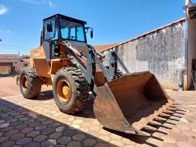 Carregadeira W 20 e ano 2008