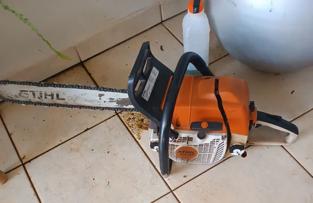 Motoserra Stihl MS 382 pouco uso