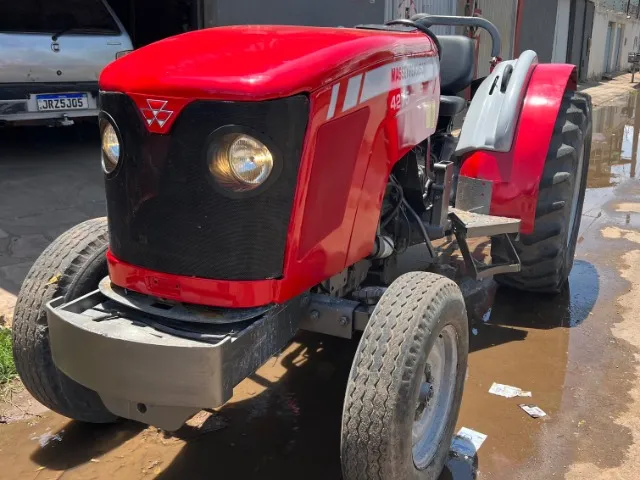 Trator Massey Fergunson 4275 Ano 2012 4x2 Em Excelente estado!