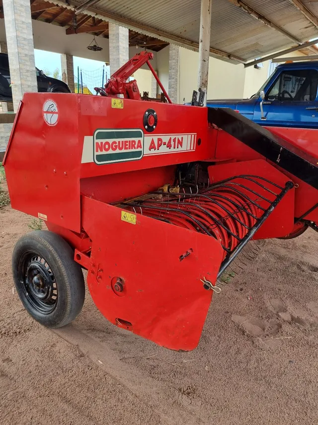 Enfardadeira ap41 nogueira feno
