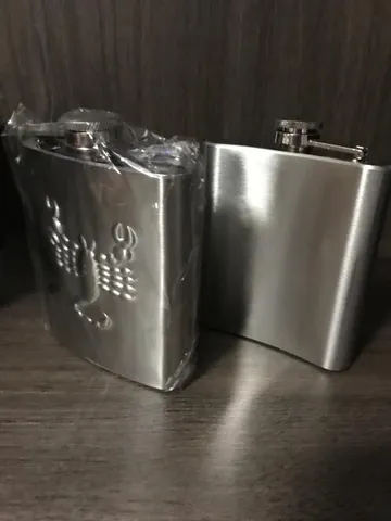 Cantil Porta Bebida DE Bolso 210 e 500 ml Inox