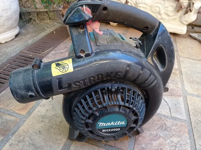 Motor 4 tempos Makita a gasolina, de soprador BHX2500
