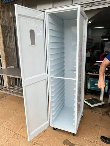 Armário vazio 40x60 