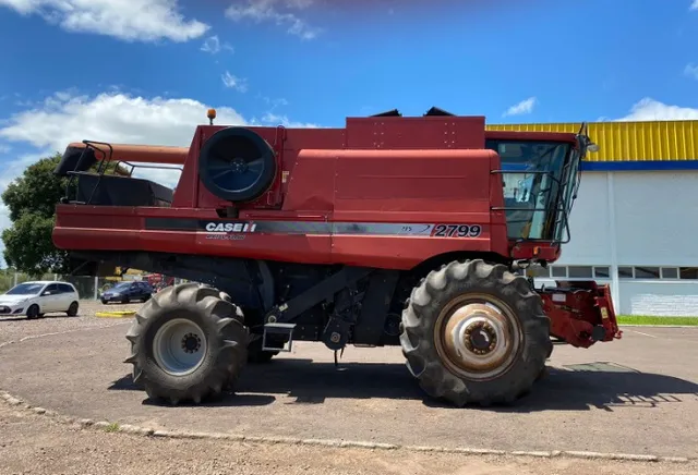 Colheitadeira Arrozeira Case IH 2799 ano 2013, C/PL 25 rígida.