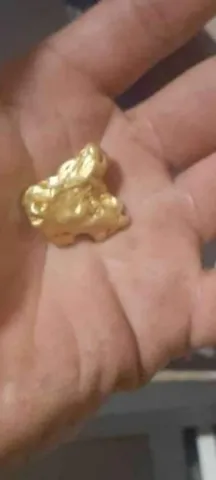 ouro com teor 99.9% e 97% pra venda direta com a mineradora .