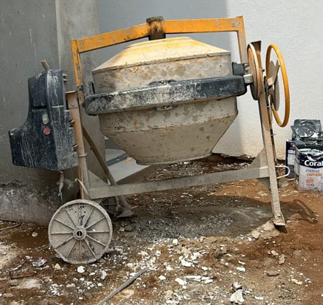 Betoneira 400 litros