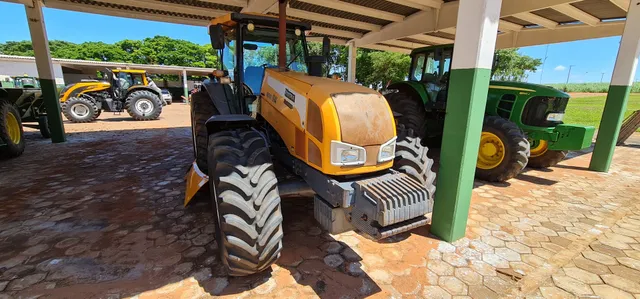 Trator BH 165