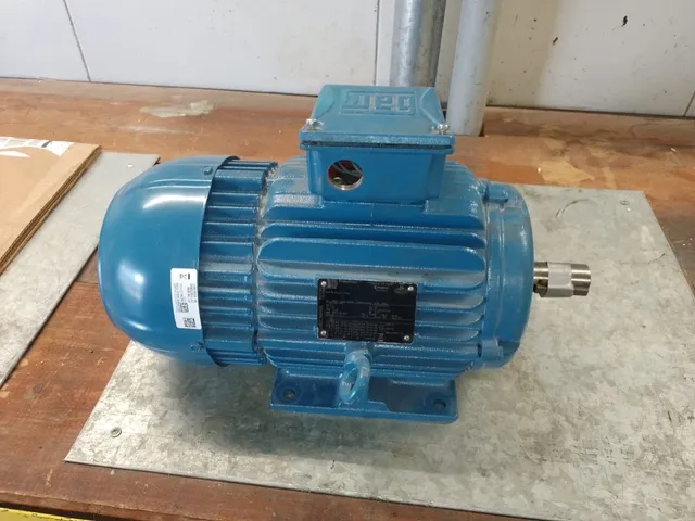 Motor elétrico 