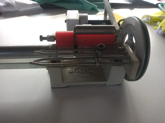 Máquina de costura industrial 
